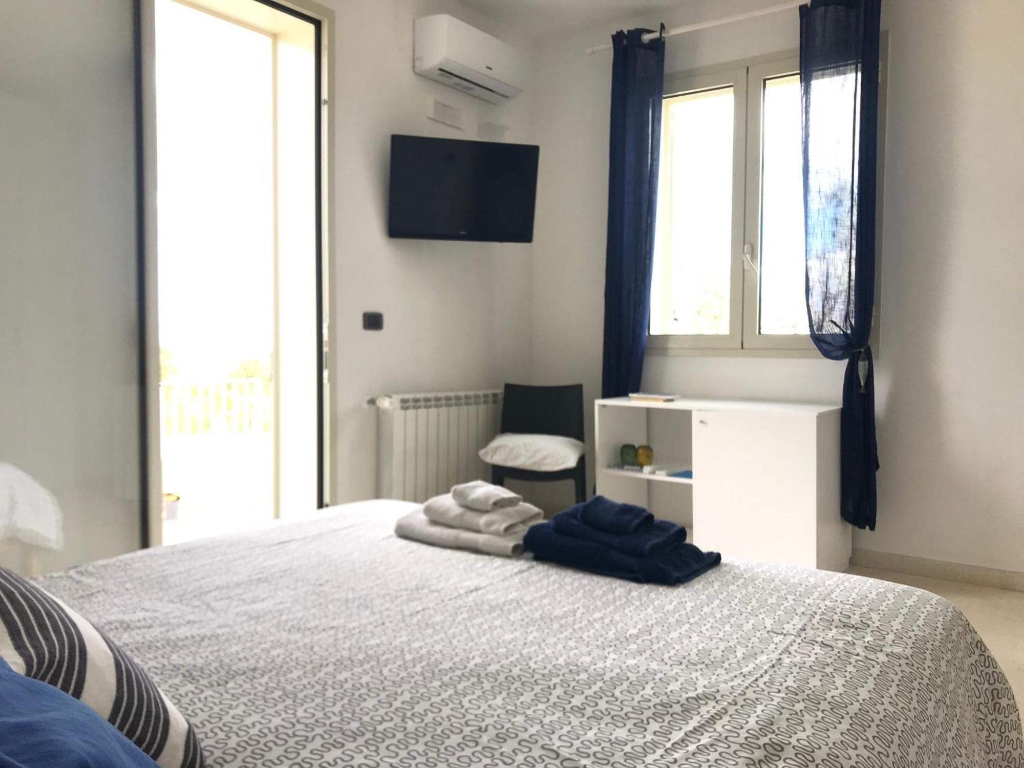 Tenuta Valle Dell Idro Otranto Con Piscina Casamassella Exteriör bild