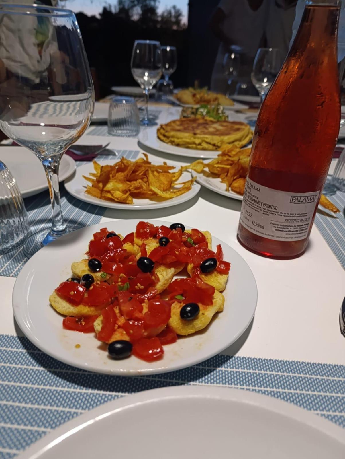 Tenuta Valle Dell Idro Otranto Con Piscina Casamassella Exteriör bild